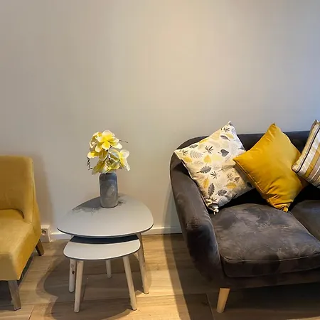 A Poissy Apartment Saint-Germain-en-Laye